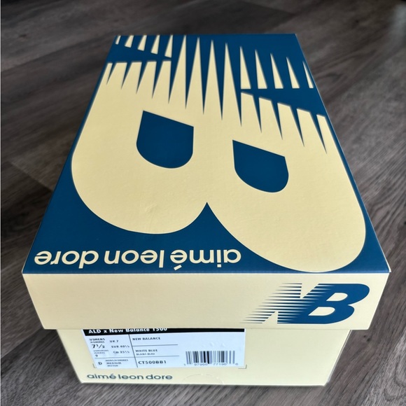 NWOT New Balance x Aime Leon Dore White Navy T500 - Picture 9 of 9